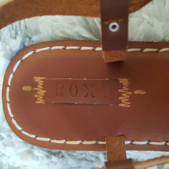 Roxy Thong Sandals - Picture 7 of 8